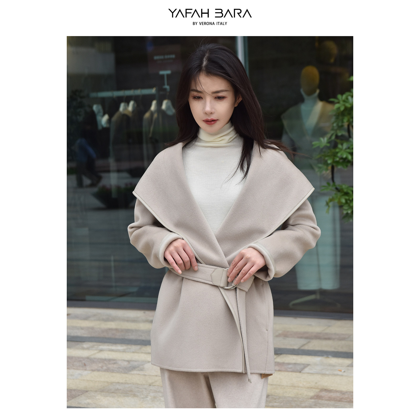 YAFAH BARA/亚菲贝拉 连帽中款大衣 复古摩登时尚毛呢外套