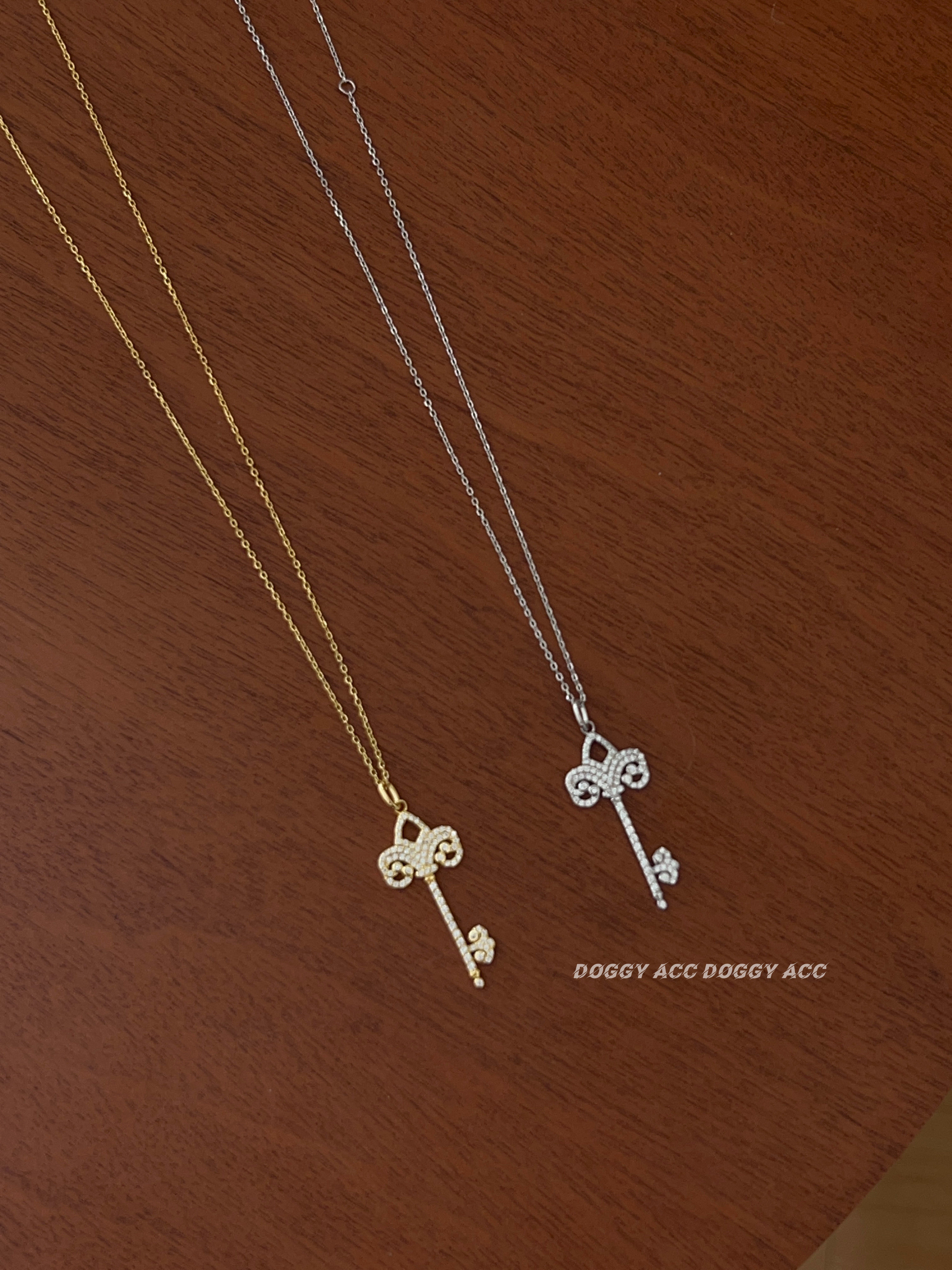 鸢尾* 14k金t家钥匙项链