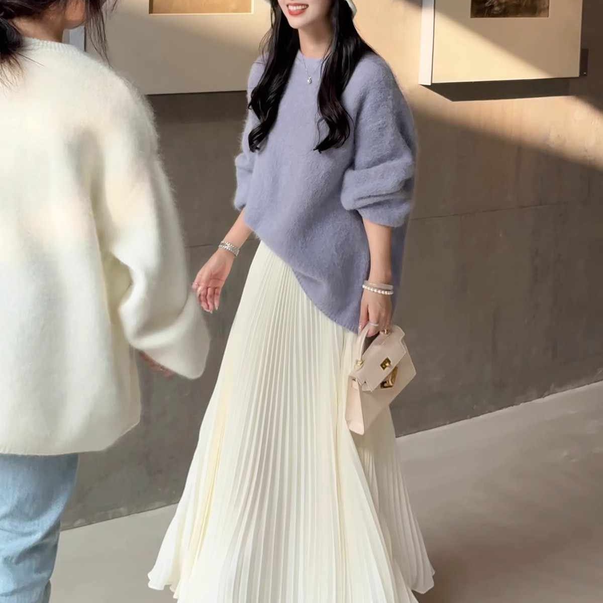 盐系减龄搭配一整套装女秋季新款绝美软糯针织上衣修身显瘦半身裙