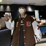 咖啡色