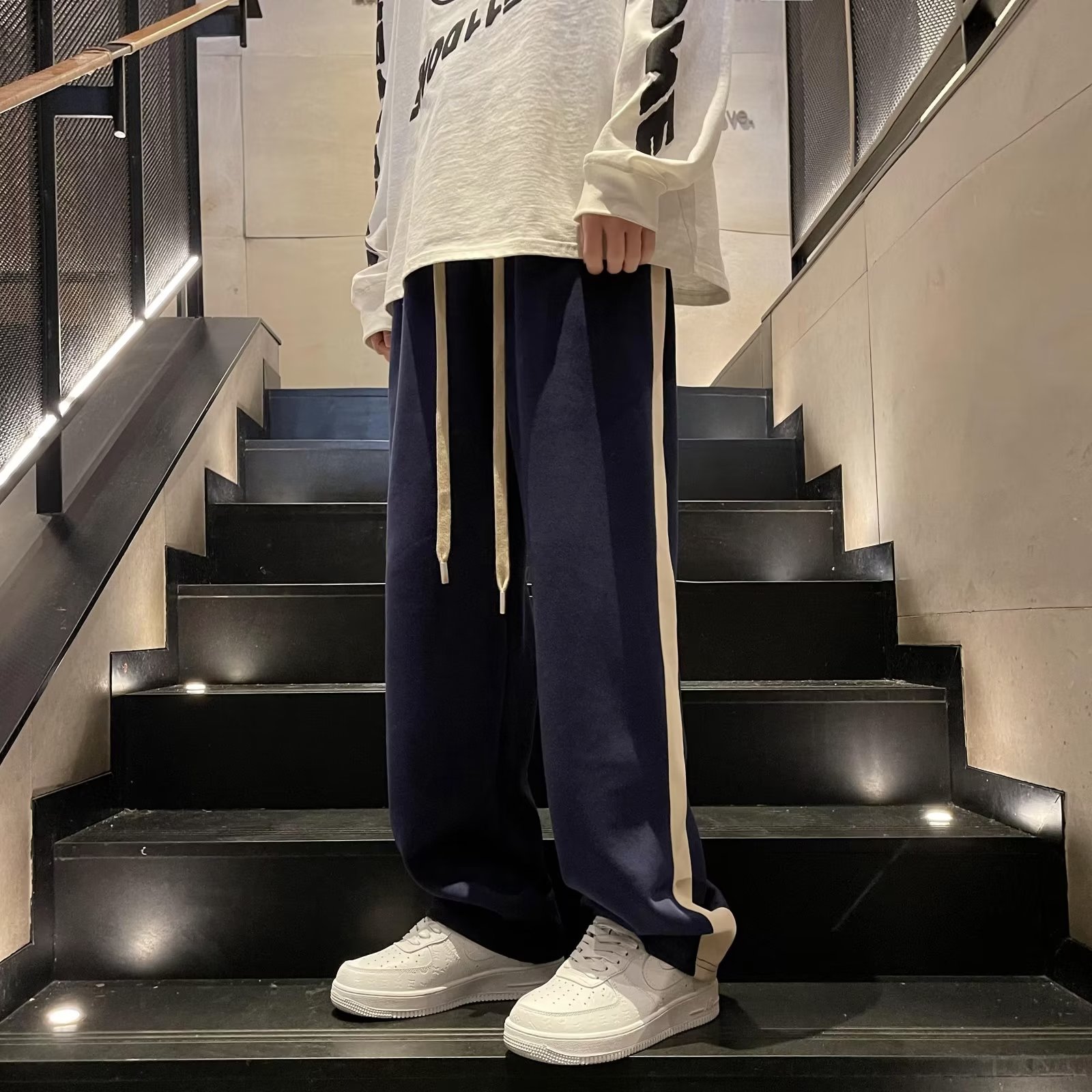 春季卫裤男直筒百搭ins潮牌宽松条纹拼接休闲裤高街XZ04B-K110P40图片