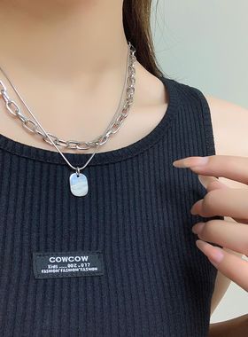 双层钛钢不掉色小众设计感字母牌