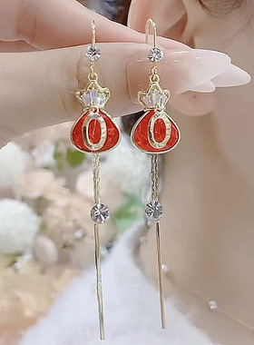 S925银针红色招财钱袋设计感耳线网红百搭耳饰2022年新款耳环耳线