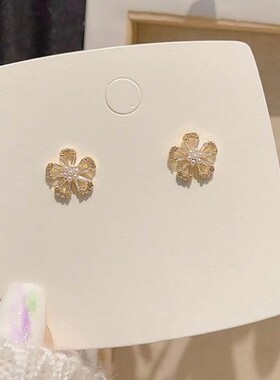 S925银针韩版微镶珍珠耳环女个性气质花朵耳钉高级感时尚百搭耳饰