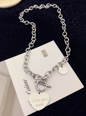 choker嘻哈风字母爱心吊坠项链