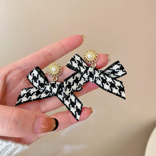 s925银针珍珠千鸟格蝴蝶结耳环韩国ins简约碎花耳坠文艺少女耳饰