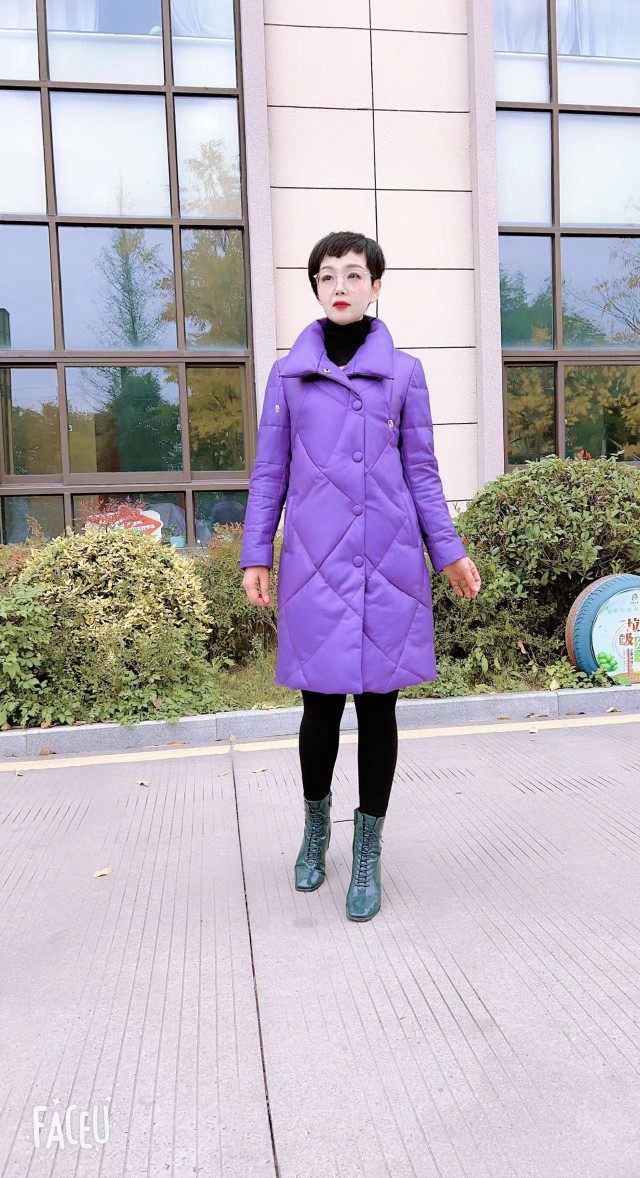 俊派龙妃真皮羽绒服90白鸭绒绵羊皮加厚修身版高端保暖女外套皮衣