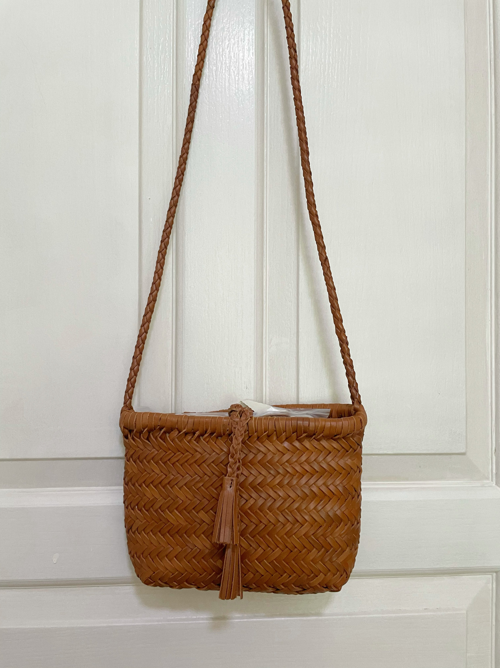 夏季新款法式进口头层牛皮斜挎手工编织包女真皮单肩特色小水桶包