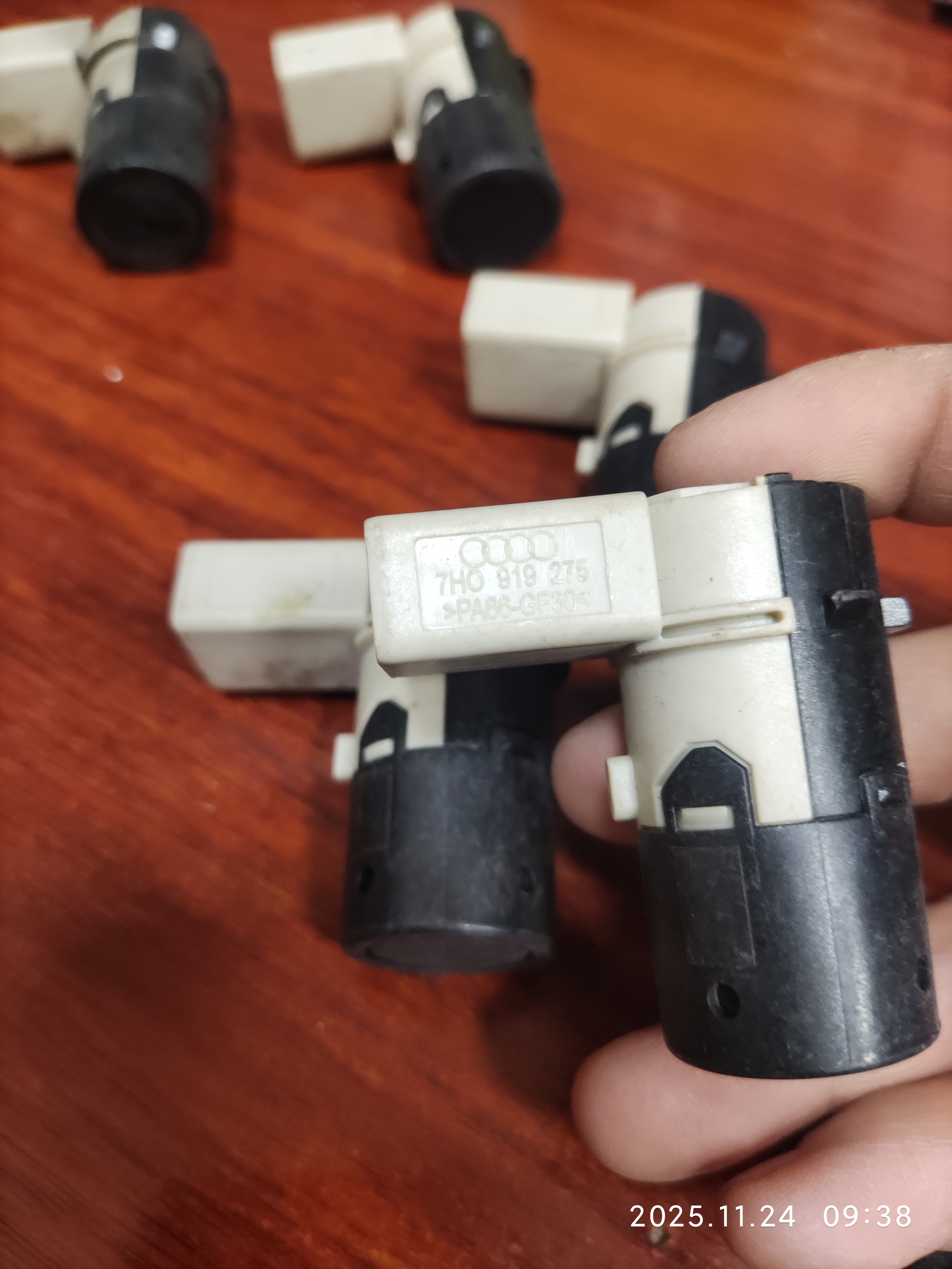 A4A6A8Q5Q7倒车雷达电眼前后雷达探头7H0919275原装没用过放久了