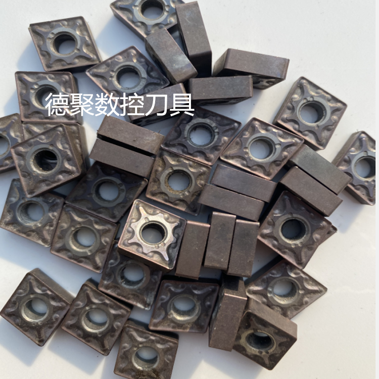 二手进口三菱9成新正品副角可用