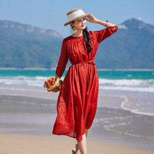 原创高端红色苎麻连衣裙女夏新款复古褶皱宽松大摆飘逸旅行度假裙