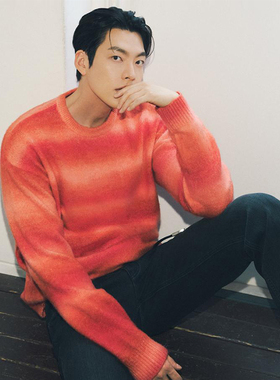 金宇彬韩国明星同款1118秋冬52折FAHRENHEIT红色渐变羊毛针织衫