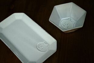 日单惊讶猫陶瓷八角盘碗 粉引美浓烧风陶瓷餐具 日式猫咪主题餐具