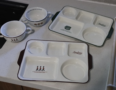 韩国新订单拉夫风格陶瓷分格餐盘早餐盘麦片杯小熊双耳碗 ins餐具