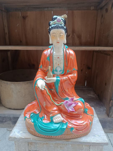 精品自在坐石莲花红色观世音菩萨景德镇手工陶瓷器粉彩雕塑摆件39