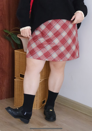 zooobaby10/31晚八点 复古格纹毛呢短裙高腰显瘦A字格纹裙半身裙
