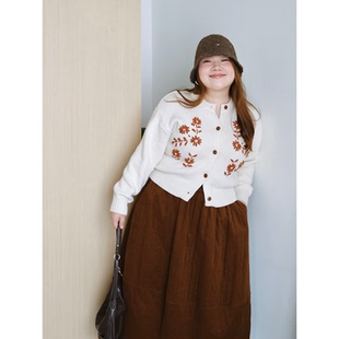 zooobaby11 女显瘦上衣 09韩系简约撞色刺绣针织开衫