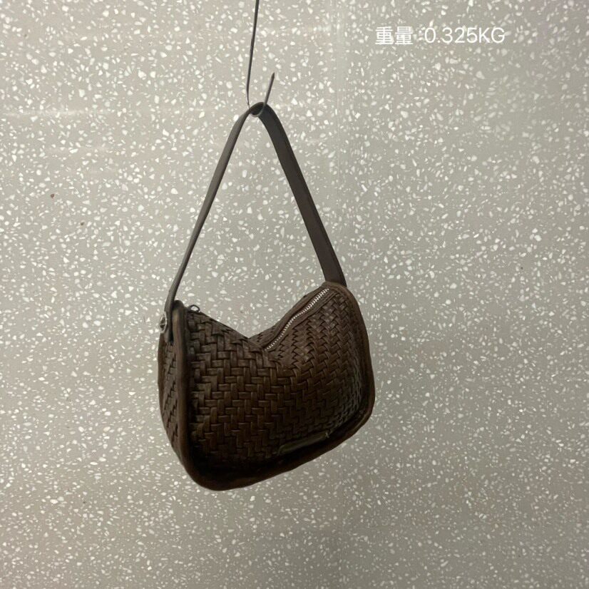 包包女2025新款网红同款复古同款