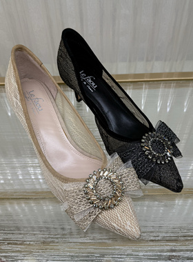 皇冠老店正品 法国乐芙/LE FAOU 蕾丝蝴蝶结甜美单鞋 L201043