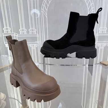 皇冠老店正品 SKP高奢品牌断码撤柜 爱心扣马丁靴 CFY361