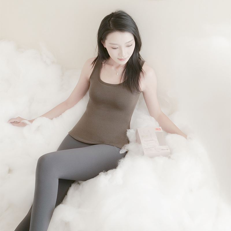 高级感非常柔软的蚕丝女打底背心