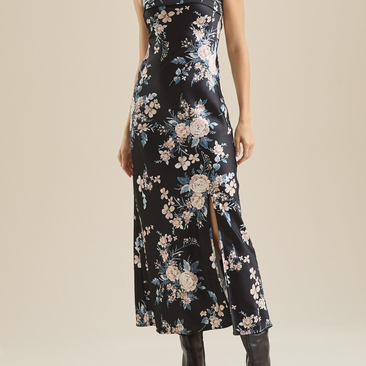 年会派对抹胸开叉大长腿缎面长裙