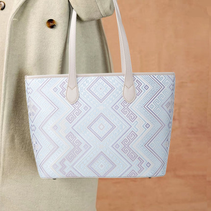 新中式非遗壮锦女包大容量民资风托特女包单肩通勤装笔记本电脑