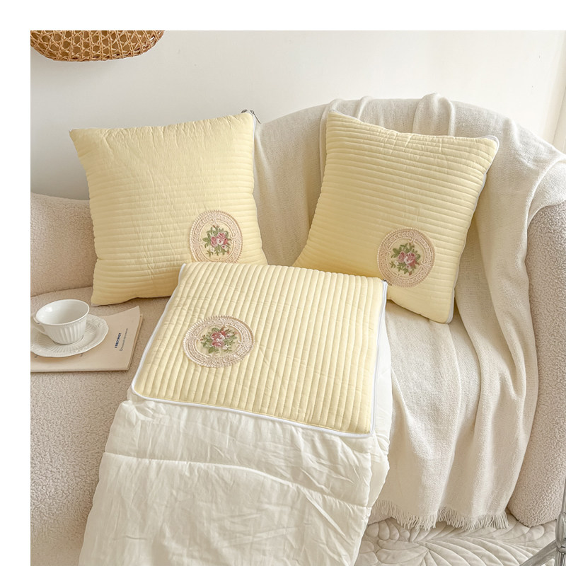 纯色抱枕被子两用韩式汽车沙发靠垫简约办公室宿舍午休枕头空调被