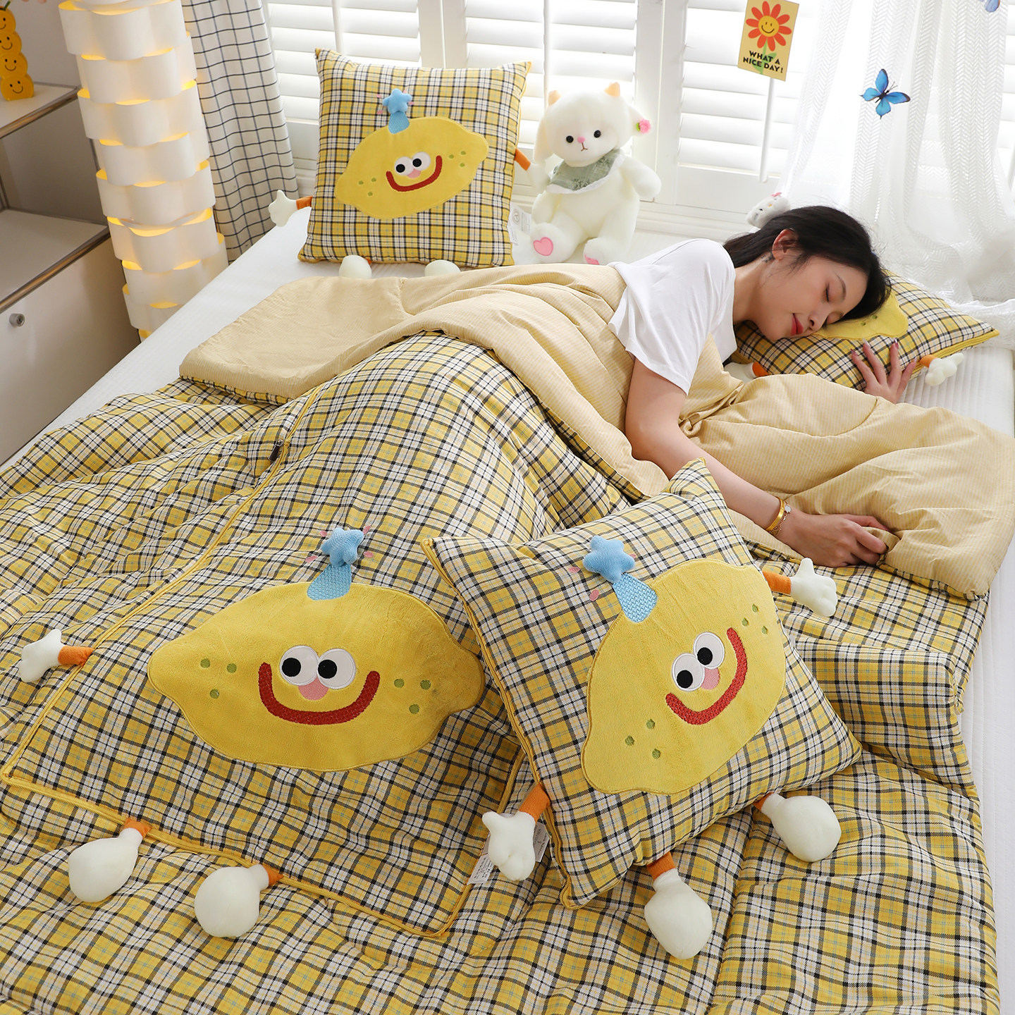 全棉格子抱枕被子二合一沙发盖毯可爱办公室午休枕头学生宿舍夏被