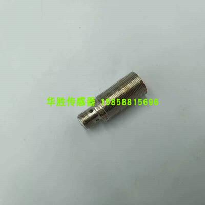 IGS204四针插头PNP常开传感器IGB3008BBPKG/US-104全新