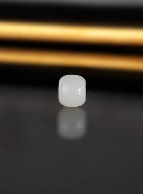 天然新疆毕业级和田玉老型珠散珠 直径7x5.8mm 1702号 隔珠配珠