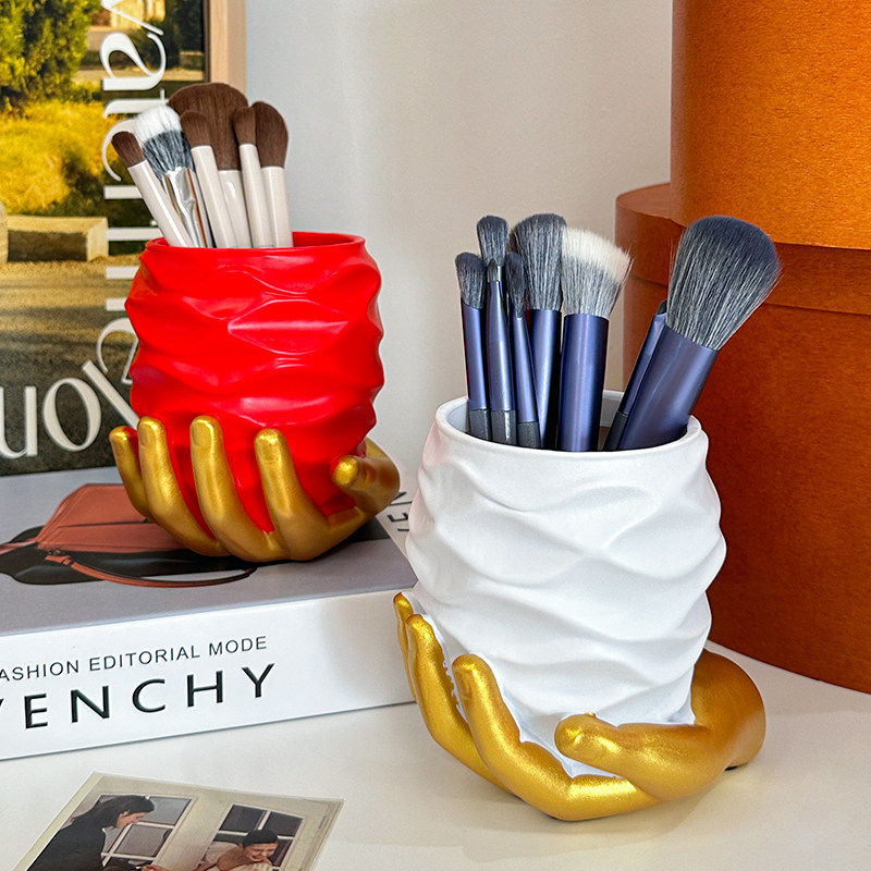 创意手捧心脏化妆刷收纳桶卧室梳妆台眉笔筒办公室桌面收纳筒摆件,收纳整理,化妆刷收纳盒/桶,淘宝优惠券,粉丝福利购,淘宝优惠卷