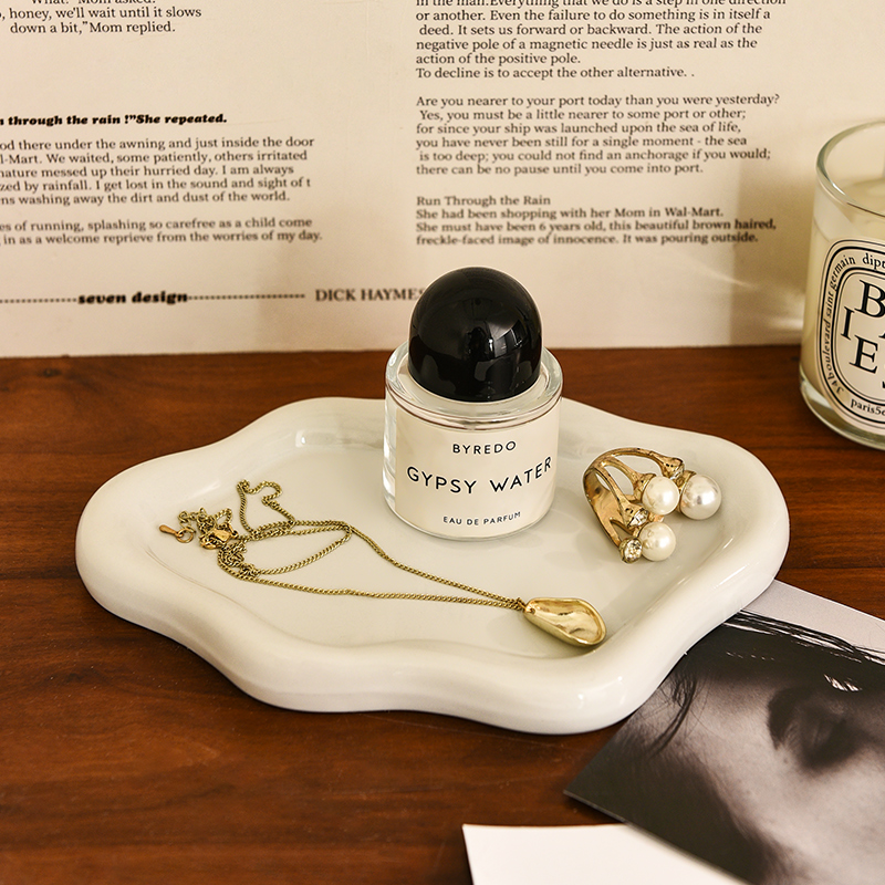 ins风云朵首饰香薰展示置物托盘