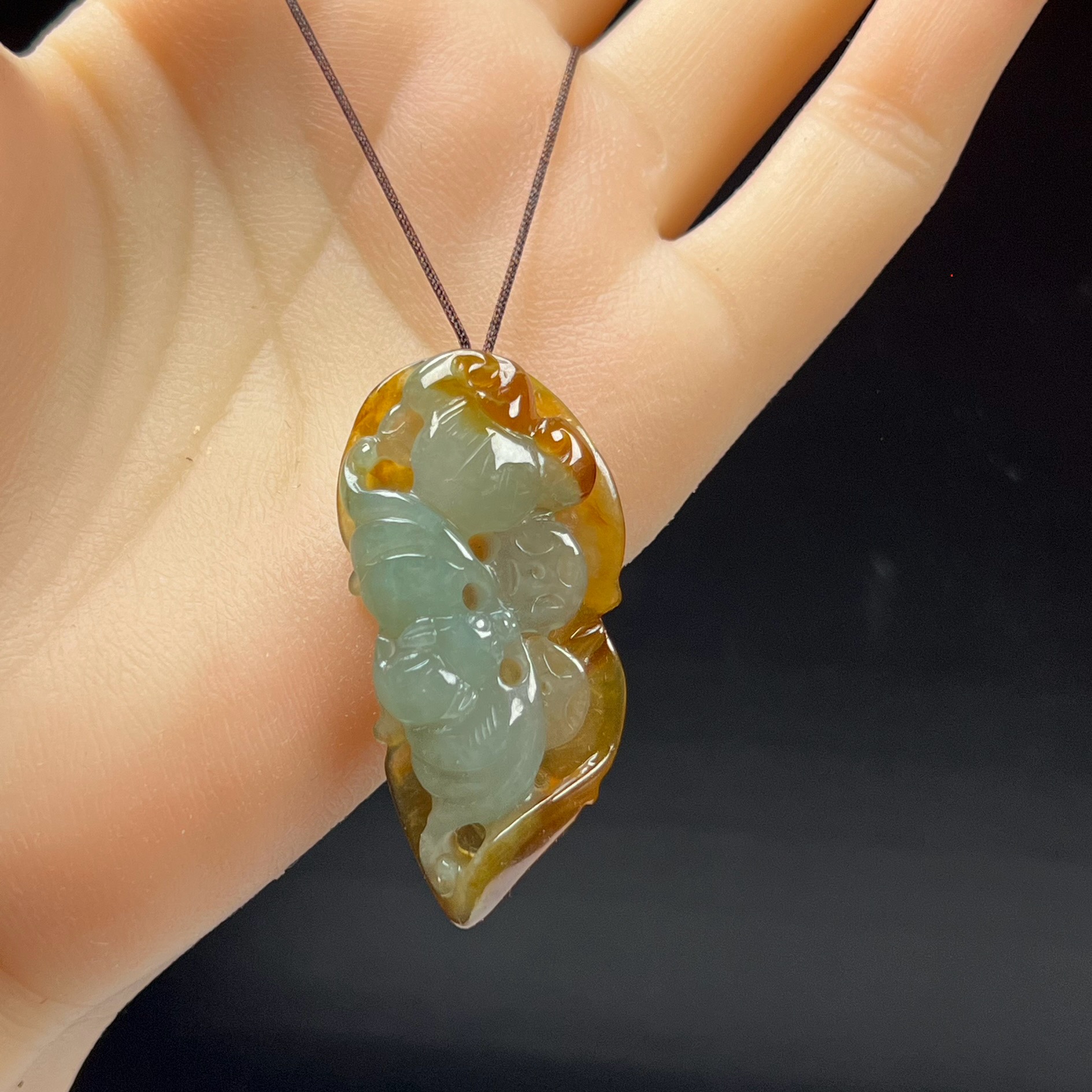 天然玉石缅甸翡翠玉精品珠宝黄翡俏色福到吊坠大业有成毛衣链证书