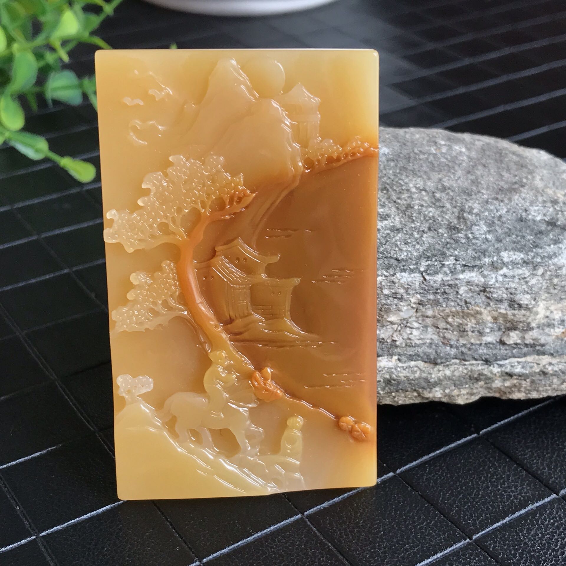 瑞皇翠 天然玉石云南黄龙玉精品珠宝山水牌吊坠毛衣链挂件带证书