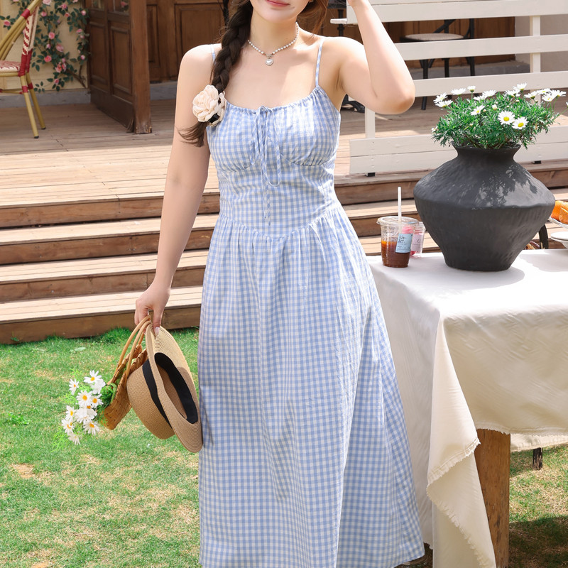 小杨家大码女装胖妹妹微胖MM夏蓝色格子A字大摆长裙吊带连衣裙