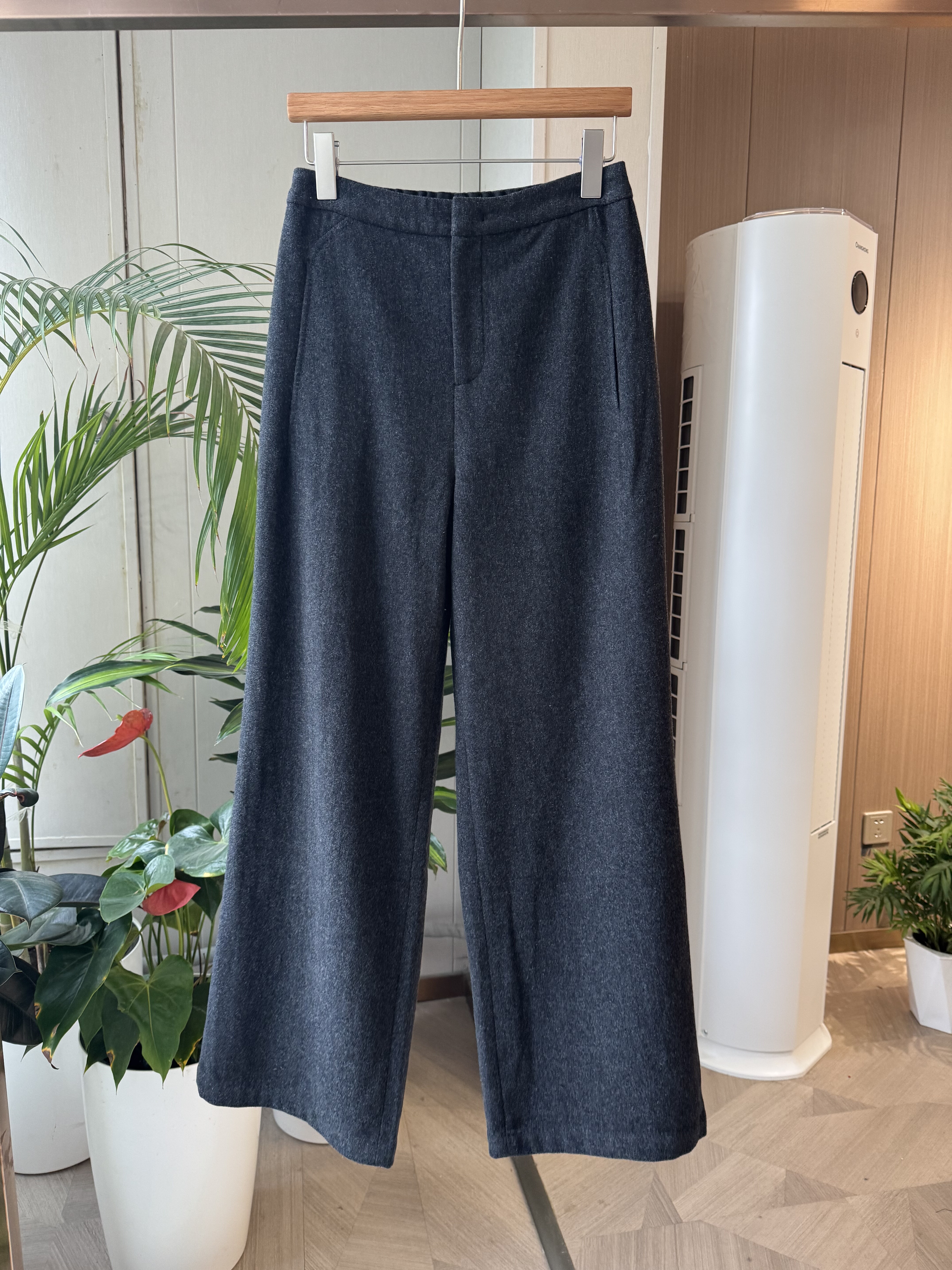 松弛感深灰羊毛羊绒阔腿裤 垂感宽松 2025新款显瘦直筒长裤