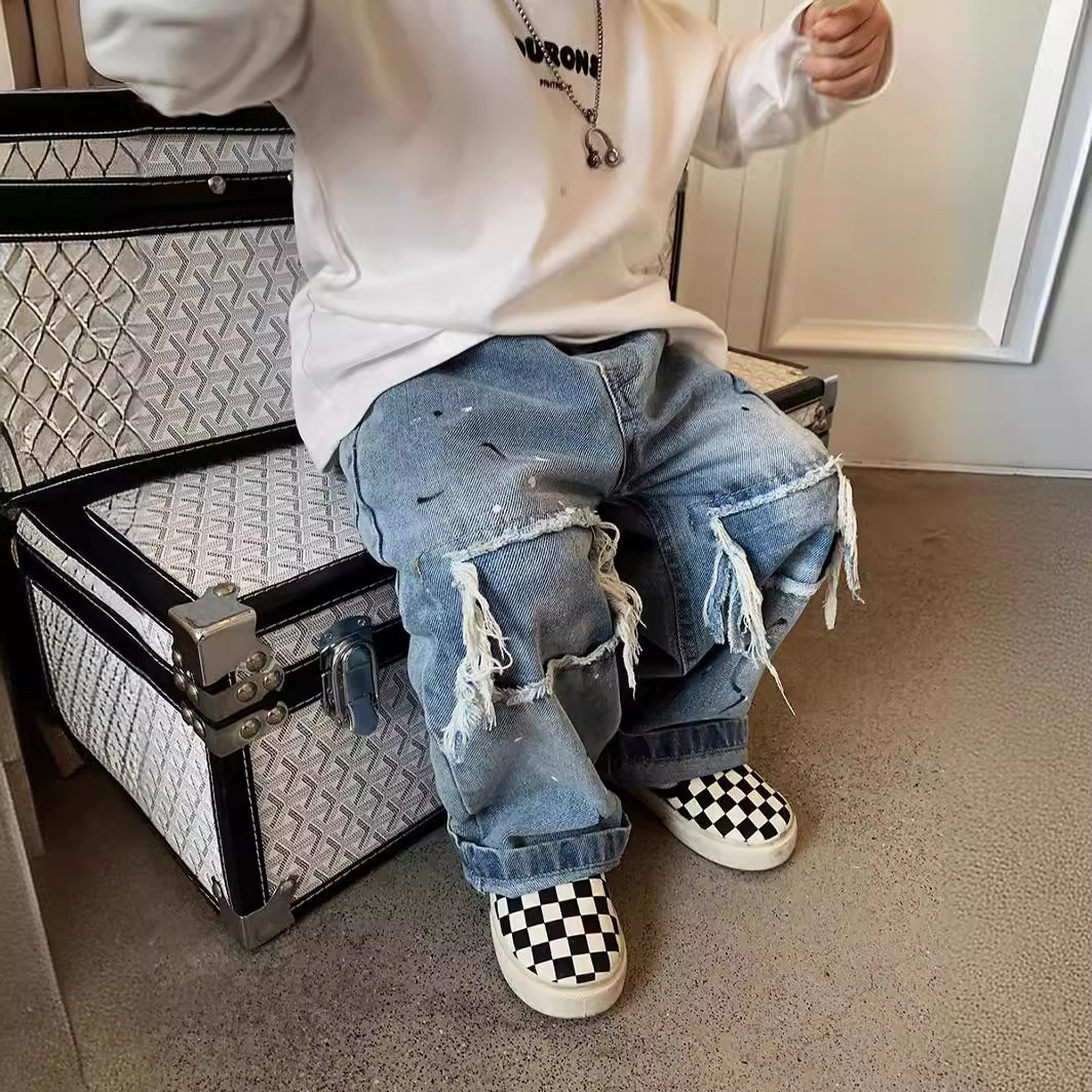 男童裤子春夏薄款棉宝宝宽松直筒帅气蓝色破洞补丁儿童牛仔裤