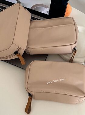 真的好用！质感尼龙日系防水皮粉色化妆包洗漱包 高级便携收纳包