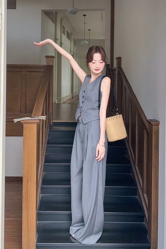 【数据】【大货出】条纹西装马甲老钱风两件套6197-P185-K298,女装套装/套裙,浙宝005