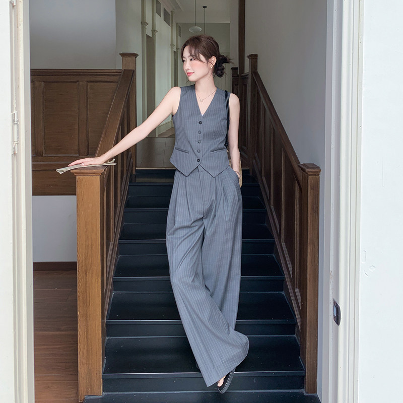 【数据】【大货出】条纹西装马甲老钱风两件套6197-P185-K298，女装套装/套裙，浙宝005
