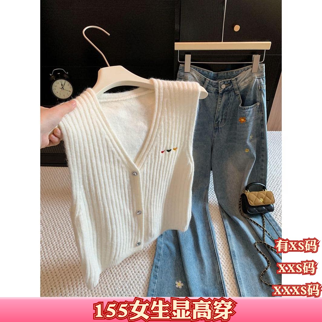 秋季女装矮个子娇小XXXS小个子显高纯色针织马甲背心刺绣叠穿坎肩