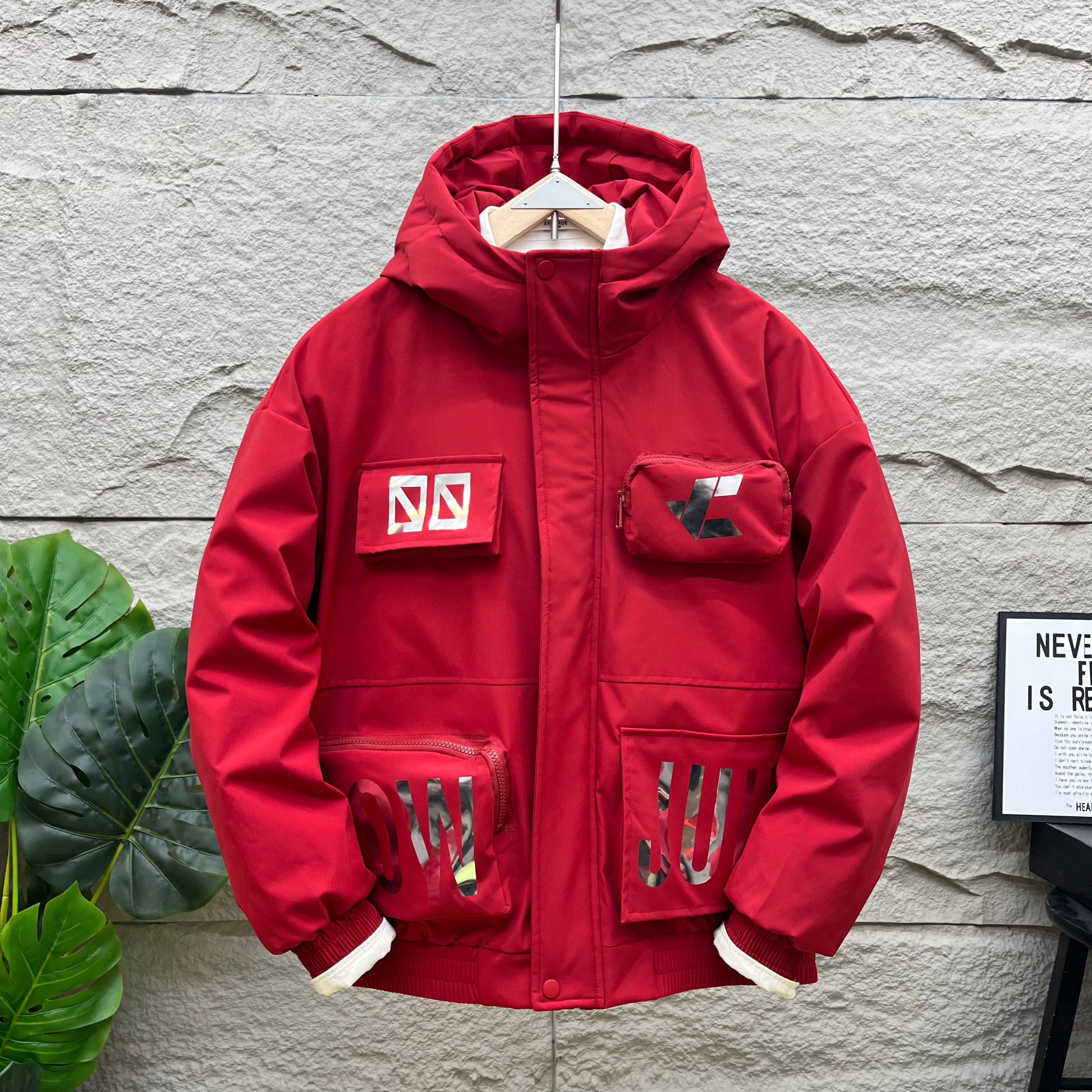 中国红羽绒服2025冬季新款红色白鸭绒外套男士连帽加厚防寒冲锋衣