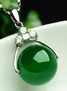 玉雕湾女性玛瑙转运珠源头直供