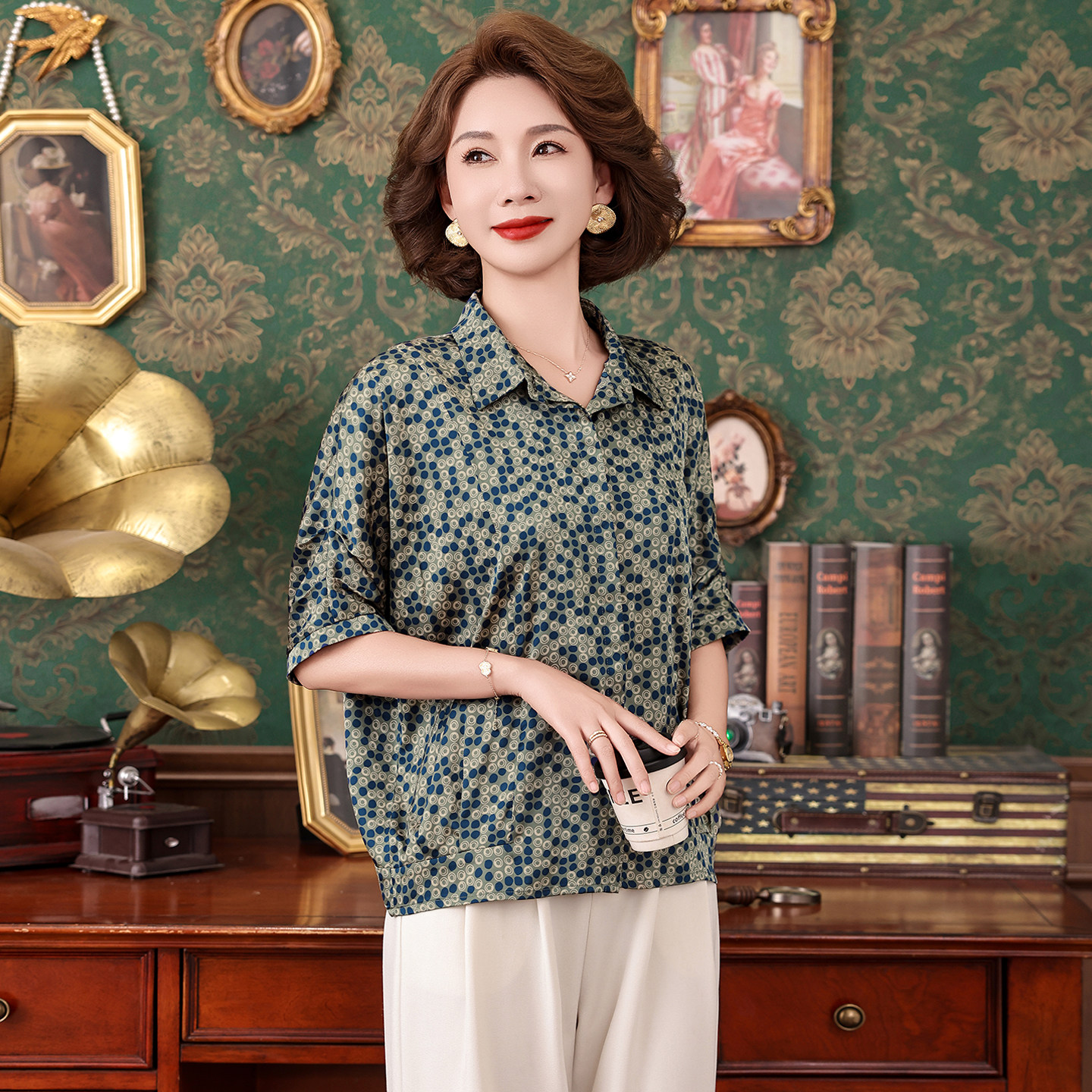 夏季桑蚕丝波点宽松遮肉短袖衬衫