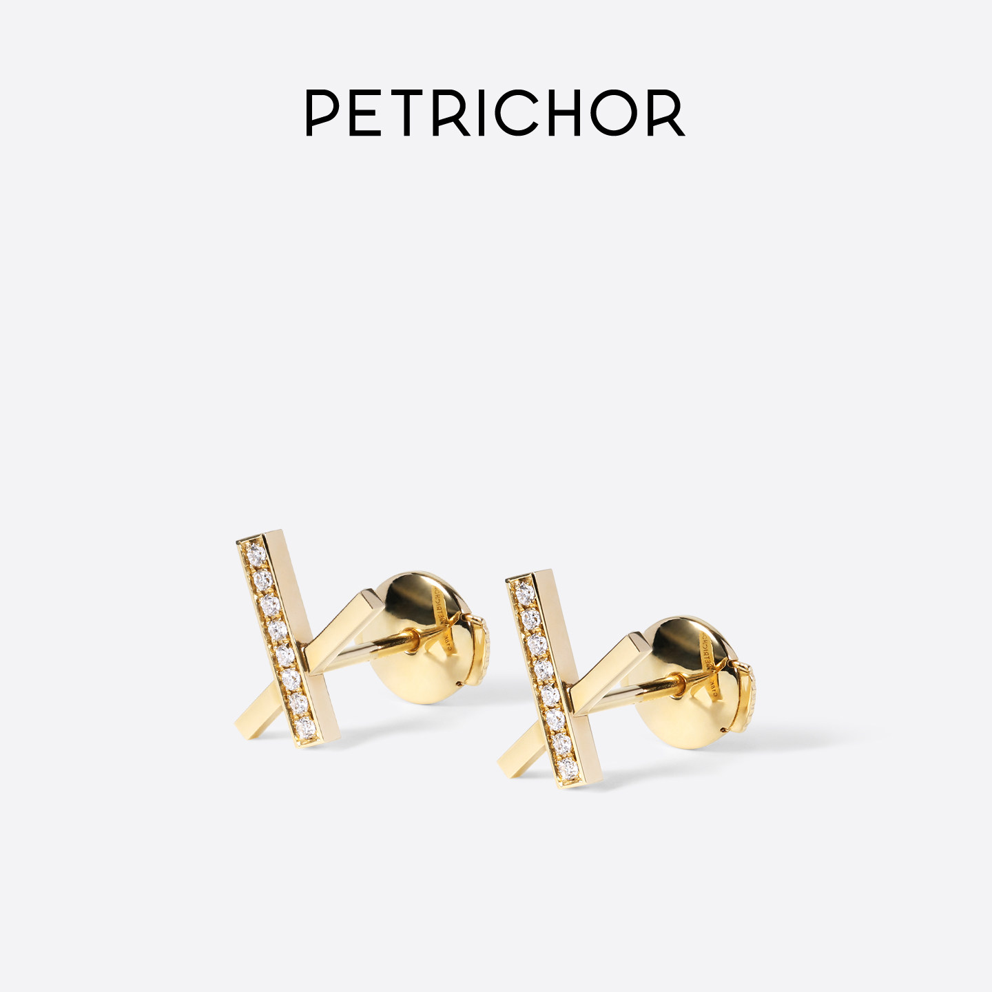 PETRICHOR® X系列 18K金钻石耳钉 AU750镶嵌天然钻石 - 实物图