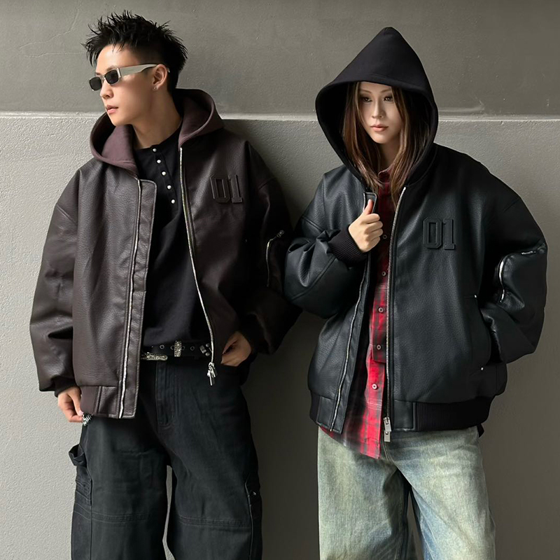 白鸭绒连帽PU皮面男士羽绒服