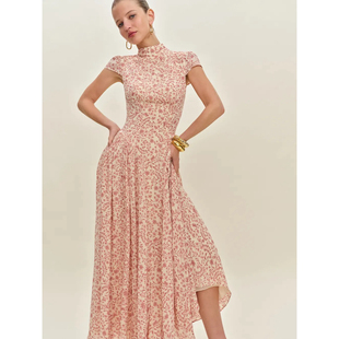 精致立领气质独特漂亮收腰粉色连衣裙 REF法式 雪绿 哇～太美了