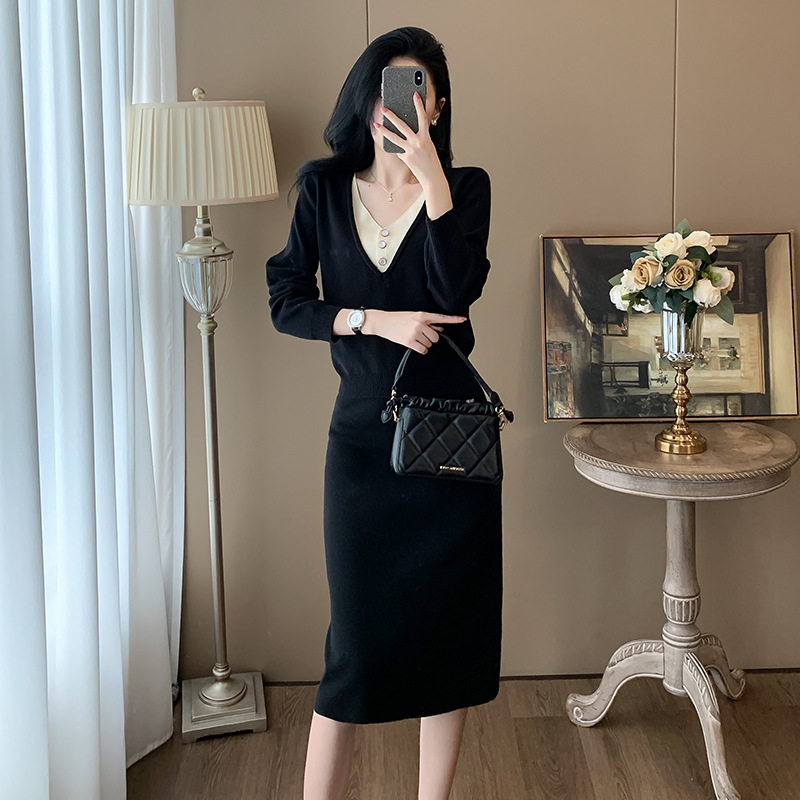 深圳南油高级感时尚休闲套装女秋季长袖上衣包臀裙针织两件套裙子