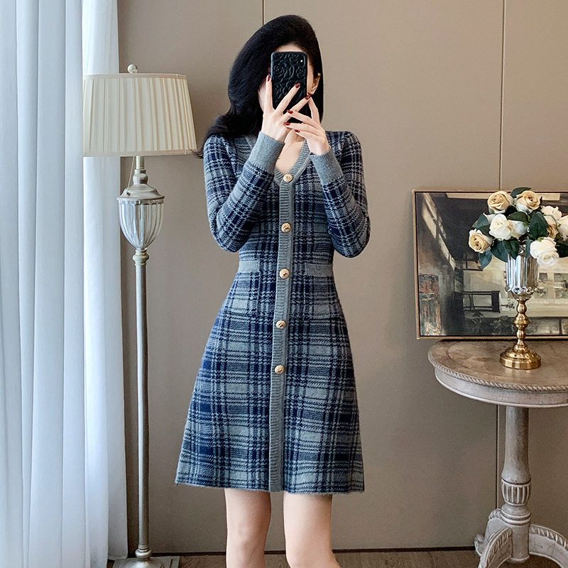 气质名媛小香风修身显瘦高级感针织连衣裙女秋冬季长袖A字毛裙子